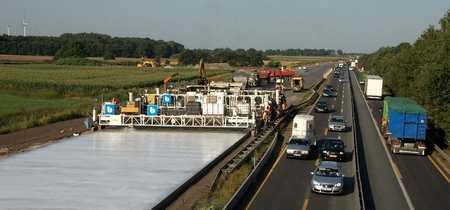 In insgesamt 26 Bauabschnitten wird die Autobahn 1 ausgebaut