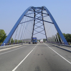 Die Lunebrücke im Zuge der Bundessstraße 437 (Landkreis Cuxhaven)