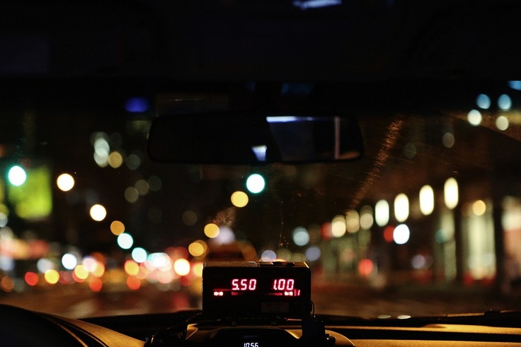 Fahrt im Taxi (Symbolfoto)