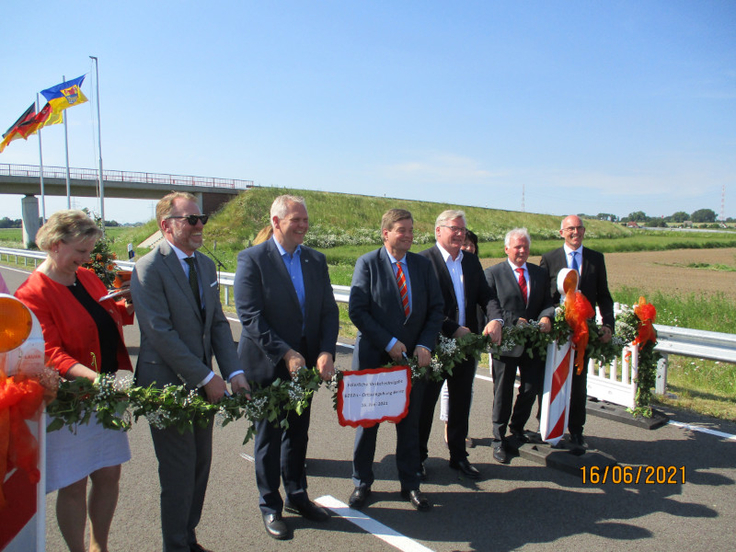 Feierliche Verkehrsfreigabe des letzten Abschnitts der Ortsumgehung Berne (B 212) am 16.06.2021