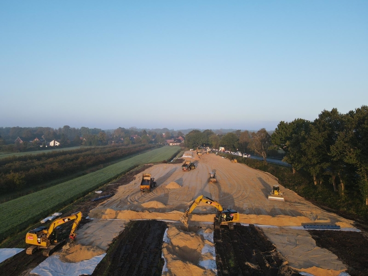 Baumaßnahmenbeginn der Ostebrücke zwischen Hechthausen und Burweg