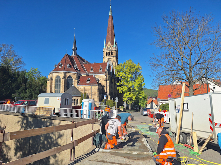 Die Sanierung der Brücke über die B 4 in Bad Harzburg geht gut voran.