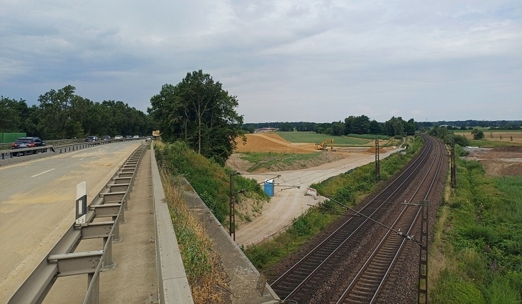 Von der B 6 aus lassen sich derzeit die täglichen Baufortschritte gut verfolgen (Stand Juni 2026).