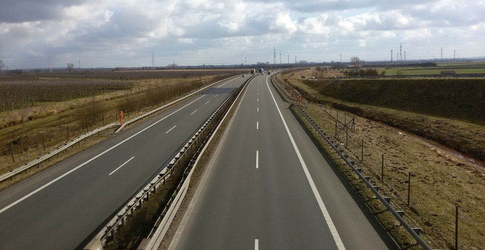 Autobahn (Symbolfoto)