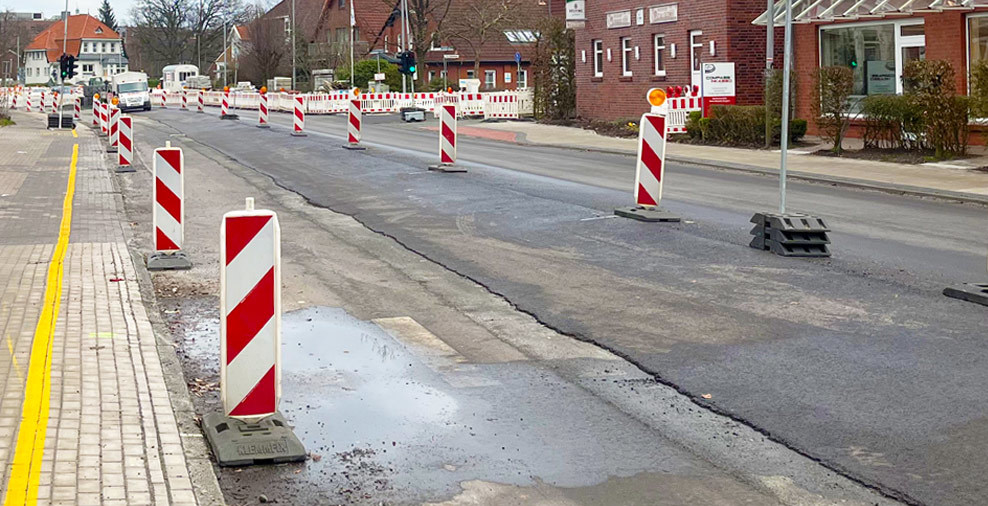 Die Fockenbollwerkstraße (L 34) in Aurich